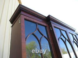 00001 HENKEL HARRIS Mahogany 2 Piece Breakfront China Cabinet Curio