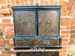 17th Century Flemish Antique Collectors Cabinet in Country House Condition