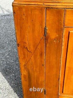 1800s Pennsylvania Primitive Cupboard 1 Door Lift LID Milk Cupboard Bracket Ft