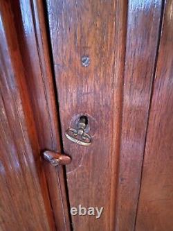 18th Century Philadelphia Fine Walnut Corner Cupboard with Family Provenance