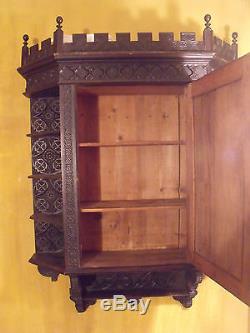 1900 Neo-Gothic Spoon Carved Hanging Cupboard Dark Wood Tone Germany Linden Wood