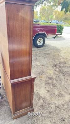 1940s Mahogany Bow Front China Cabinet Hutch Federal Hepplewhite Style Vintage