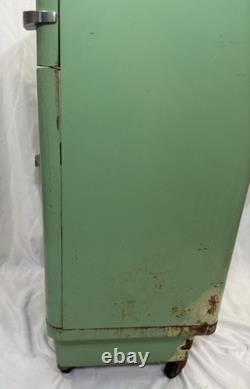 1940s Royal Metal Manufacturing Cabinet Nightstand Norman Bel Geddes Kem Weber