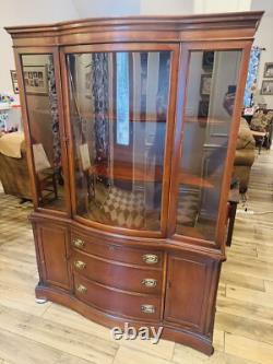 1950s Bassett Furniture Monticello Mahogany Serpentine Bow Front Hutch Cabinet