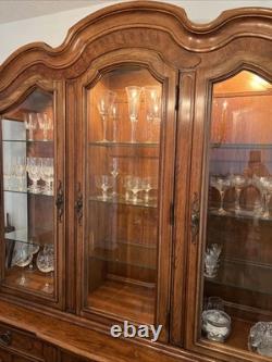 1971 Thomasville French Provincial Two Piece Lighted China Cabinet