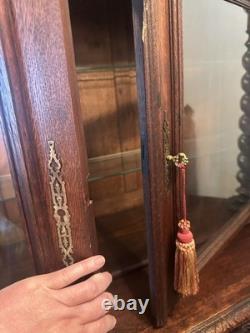 19th-century French Renaissance Revival Hunting Style buffet/china cabinet