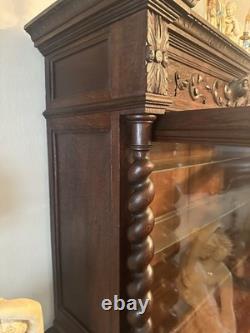 19th-century French Renaissance Revival Hunting Style buffet/china cabinet