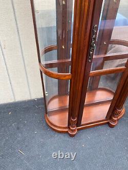 64524 Mahogany PULASKI Furniture Bow Glass Curio Cabinet