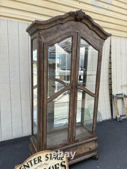 66922 HOWARD MILLER Decorator EMERSON Curio China Cabinet