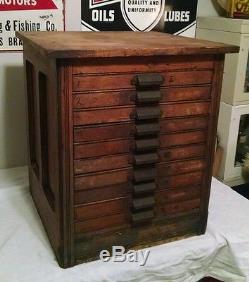 ANTIQUE 10 DRAWER HAMILTON PRINTER CABINET EARLY 1900's