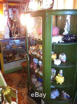 ANTIQUE AMERICAN EARLY 20TH C OAK CHINA CABINET DISPLAY CASE BOWFRONT OLD GLASS