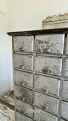 ANTIQUE FOLK ART 1800's 24 DRAWER APOTHECARY ORIGINAL GREY PAINT SQUARE NAILS