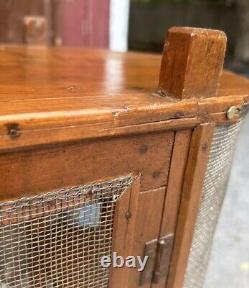 ANTIQUE WOODEN PIE SAFE with SCREEN RARE ORIGINAL USE HUNG 26.5x24x12 End Table