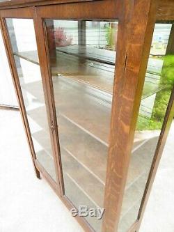 Antique ARTS & CRAFTS MISSION OAK GLASS DISPLAY CASE CURIO CABINET Bookshelf