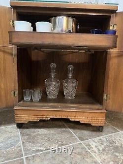 Antique Art Deco Walnut Liquor Cabinet Bar C. 1940, WithSlide Out Shelf, Rare