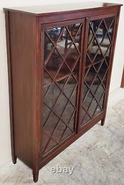 Antique ENGLISH 20th C Edwardian 2 Door INLAID CURIO CABINET Vitrine BOOKCASE