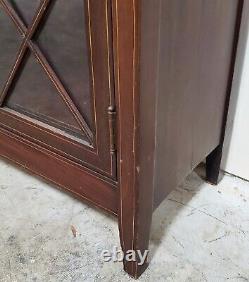 Antique ENGLISH 20th C Edwardian 2 Door INLAID CURIO CABINET Vitrine BOOKCASE