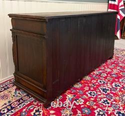 Antique English Renaissance Style Sideboard Server Entry Buffet Oak c. 1930-40s