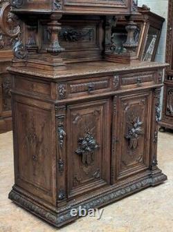 Antique French Renaissance Revival Oak Wood & Stained Glass Buffet/Sideboard