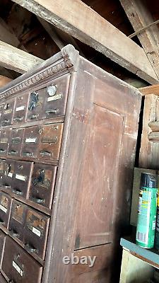 Antique General Store Apothecary Cabinet, J D Warren, circa 1910, Oak, 92 drawer