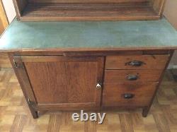 Antique Hoosier Cabinet With Flour Bin, Sifter, Bread Board, Work Space, & More