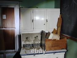 Antique Hoosier Cabinet With Flour Sifter ALL ORIGINAL
