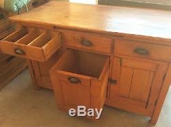 Antique Hutch/hoosier Kitchen Cabinet