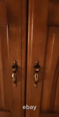 Antique Knotted Pine Chiefferobe Cabinet