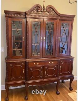 Antique Mahogany Chippendale China Hutch Cabinet Buffet Curio