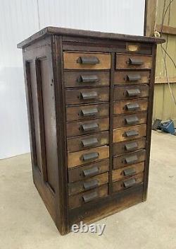 Antique Oak Hamilton Printers Cabinet 20 Dr Original Hardware Vtg Jeweler Craft