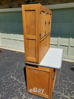 Antique Oak Hoosier Cabinet with flour sifter Great condition