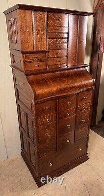 Antique Oak Ransom & Randolph Co. Deluxe Model Dental Cabinet #35