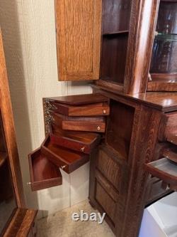 Antique Oak Ransom & Randolph Co. Dental/Doctor's Cabinet Very Rare Model