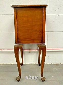 Antique Oak Side Table / Bedside / Sofa Table 1 Draw 1 Door