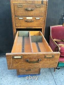 Antique Oak Wood Library Soul Maker Bureau File Clerk Cabinet 8 Drawer