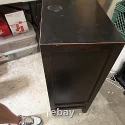 Antique Oriental Wood 2-Door Butterfly Chinese wedding cabinet