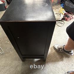 Antique Oriental Wood 2-Door Butterfly Chinese wedding cabinet