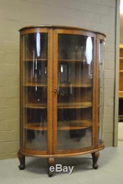 Antique Quarter Sawn Oak Curved Glass China Curio Cabinet