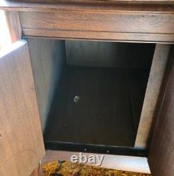 Antique Solid Wood Victrola Record Player Cabinet CABINET ONLY VGC USEFUL
