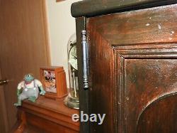 Antique/Vintage 2 Shelves Wooden Medicine Cabinet With Lock & Key