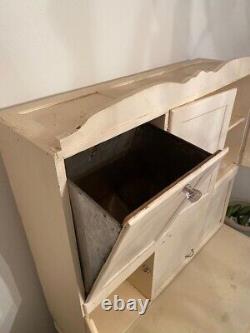 Antique Vintage Hoosier Cabinet with Flour Sifter