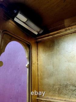 Antique Wieman gold Curio 3 Shelve Cabinet Display. Hollywood Regency Style