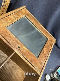 Antique Wooden Bathroom Cabinet Wall Cabinet Medicine Cabinet with Beveled mirror