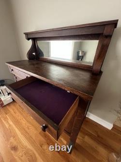 Antique bar/hutch with mirror