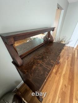 Antique bar/hutch with mirror