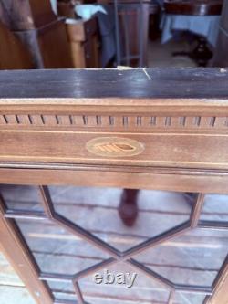 Antique mahogany hanging corner cupboard cabinet inlaid Georgian 1800s