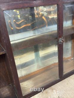 Antique tiger oak quarter sawn hanging cabinet curio keys beveled glass