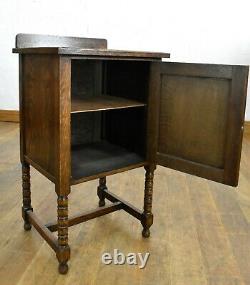 Antique vintage bobbin turned oak bedside cabinet / pot cupboard