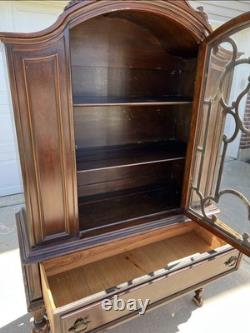 Art Deco Antique Hutch