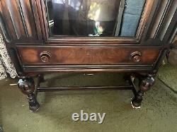 BERKEY & GAY Mahogany Display Cabinet/Glass Door-Wood Overlay/Pedestal Legs